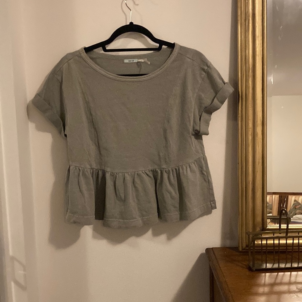 Kimchi Blue baby doll tee size small